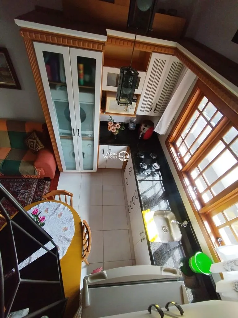 Imagem Vende-se apto mobiliado no centro de Canela- 2 Quartos- R$520.000,00