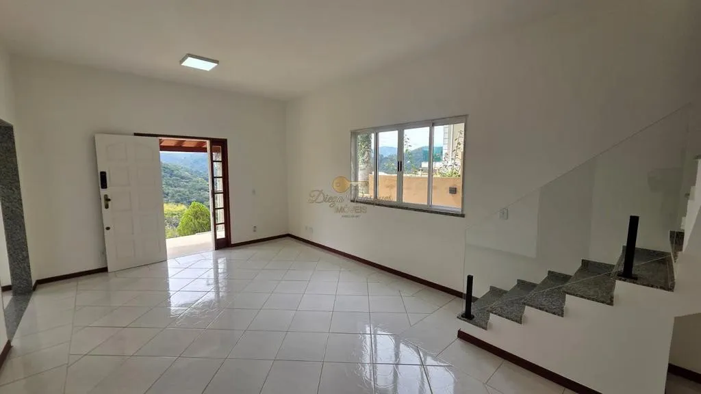 Imagem Casa em Condomínio para Venda em Teresópolis / RJ no bairro Albuquerque