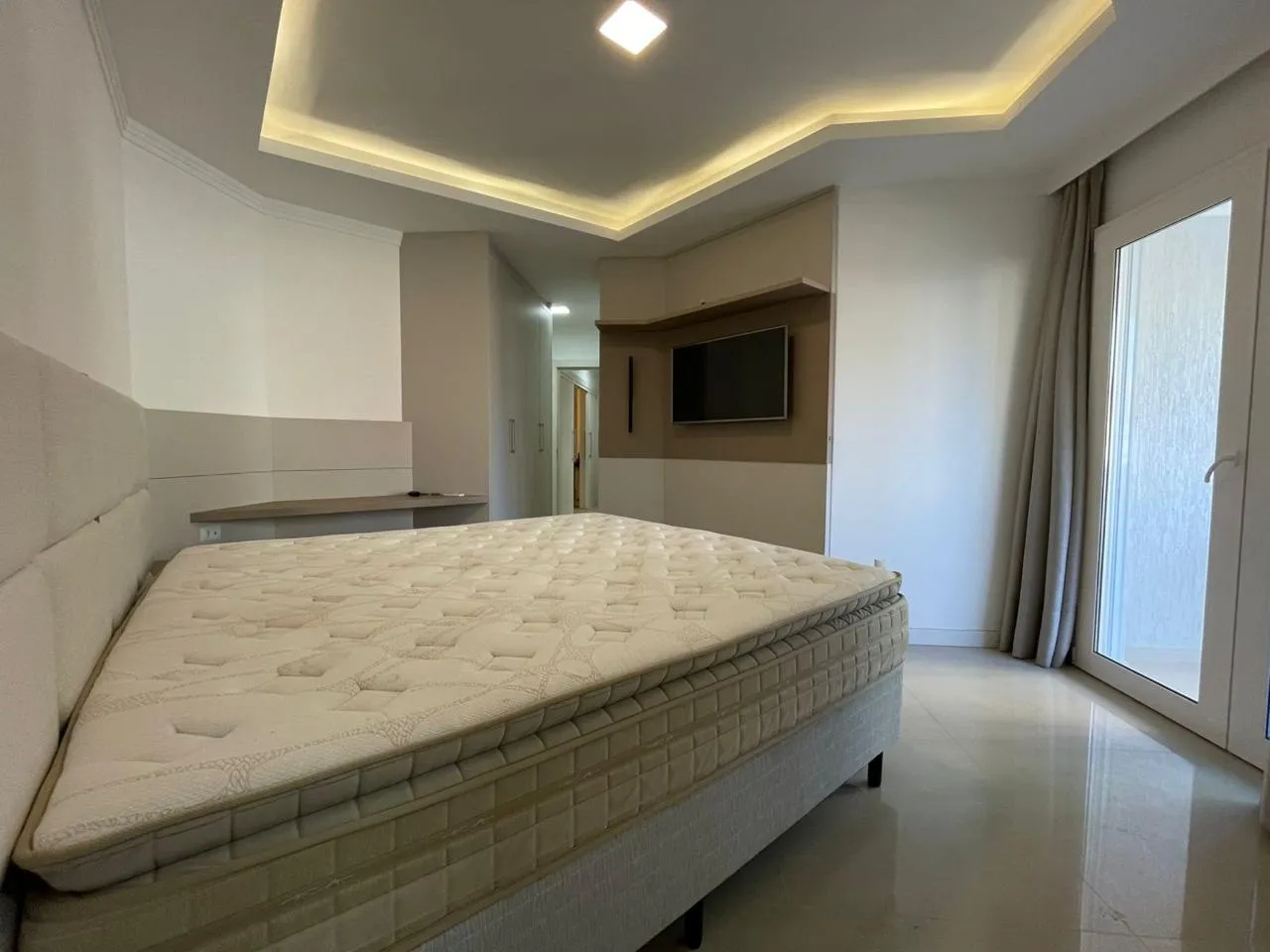 Imagem Apartamento com vista para o mar à venda com 225.09m2 por R$ 5.000.000,00
