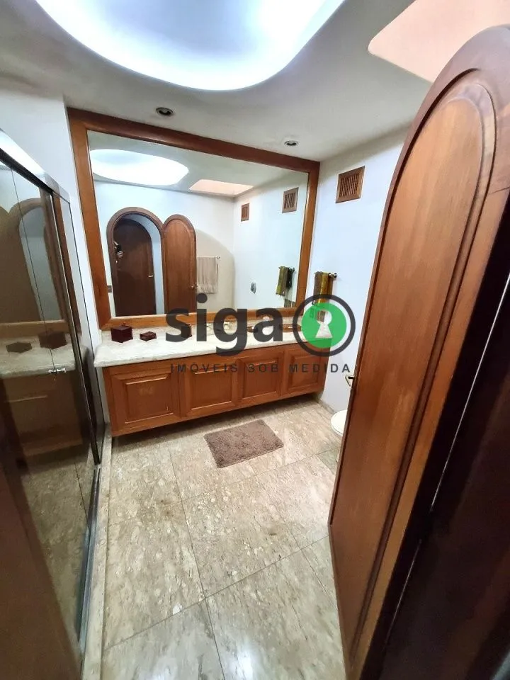 Imagem Casa a venda no Jardim Leonor com 5 quartos