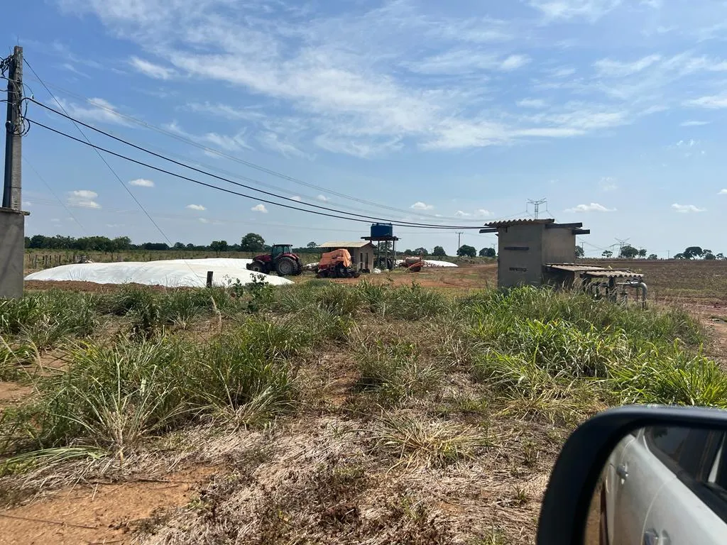 Imagem FAZENDA À VENDA - REGIÃO DE UNAÍ (MG) 1.400 hectares de terra