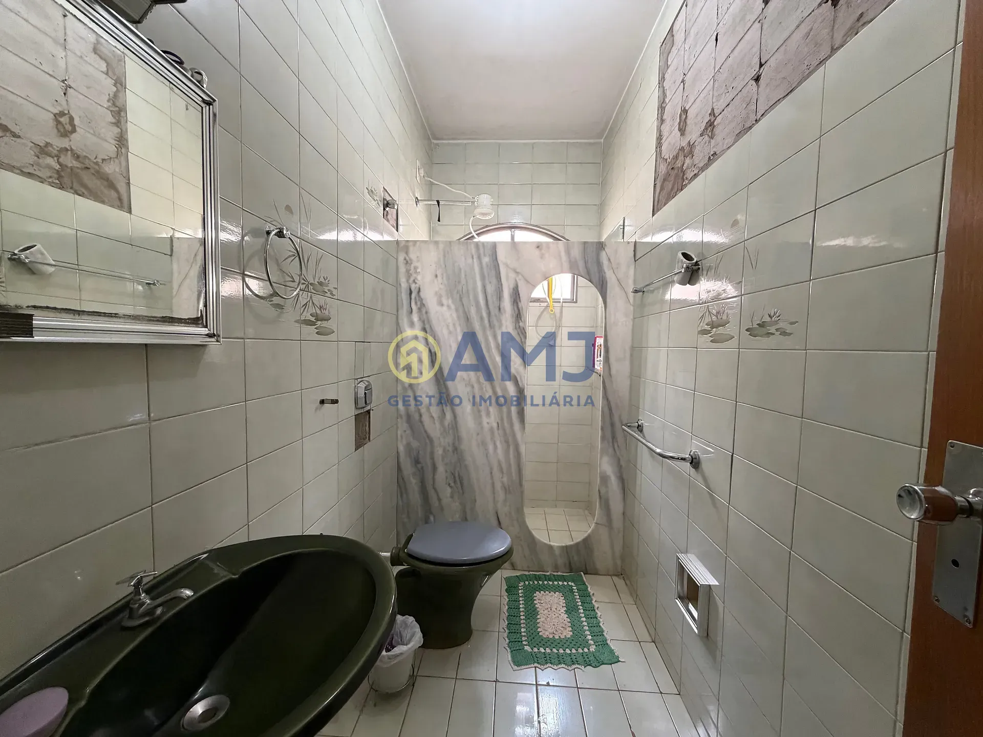 Imagem Casa à venda no Setor Sudoeste - Goiânia | Lote amplo com edícula completa