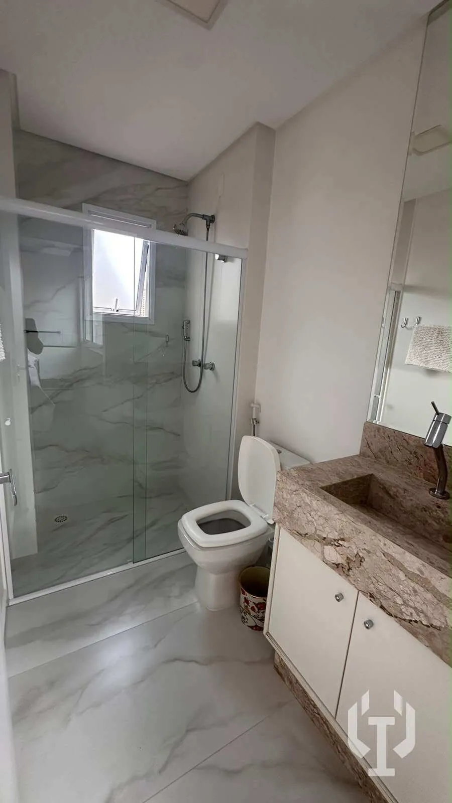 Imagem Apartamento para alugar, no Garden House em Itapema, Meia praia, com 3 quartos, 110m2