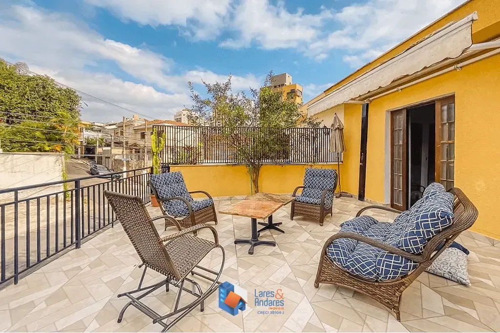 Foto do imóvel Casa à venda 3 Quartos 1 Suite 2 Vagas 145M² Alto de Pinheiros São Paulo - SP em Rua Dardanelos