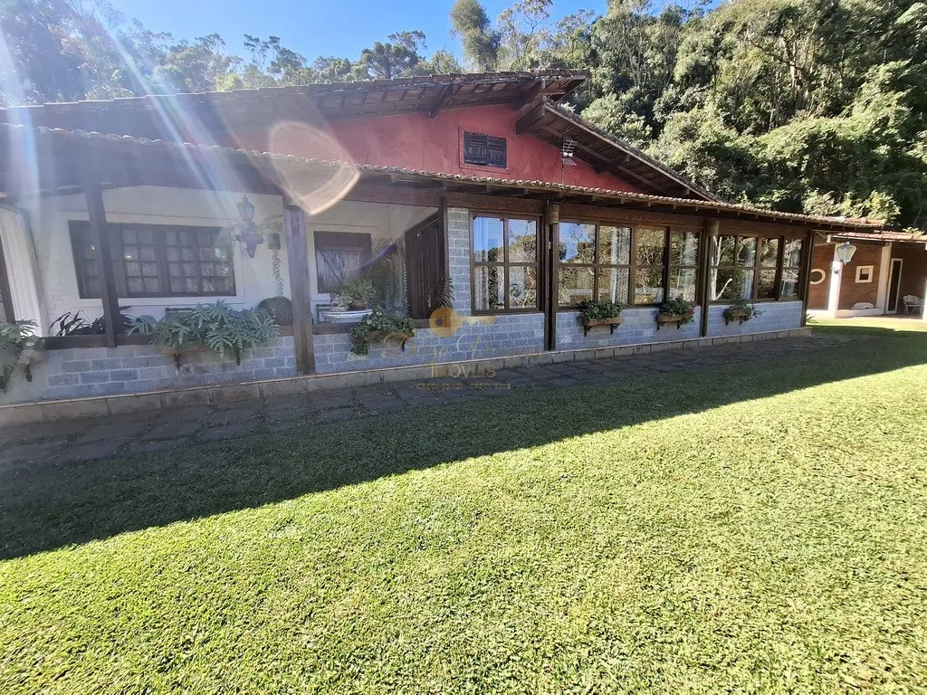 Imagem Casa para Venda em Teresópolis / RJ no bairro Albuquerque