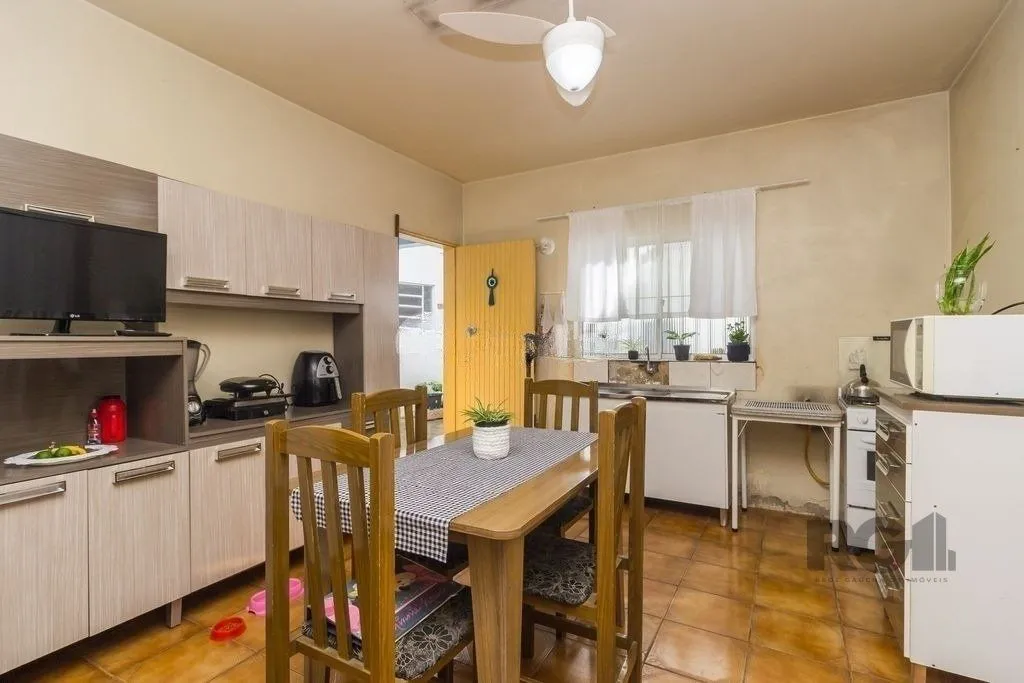 Imagem Casa de 3 dormitórios, bairro Sarandi