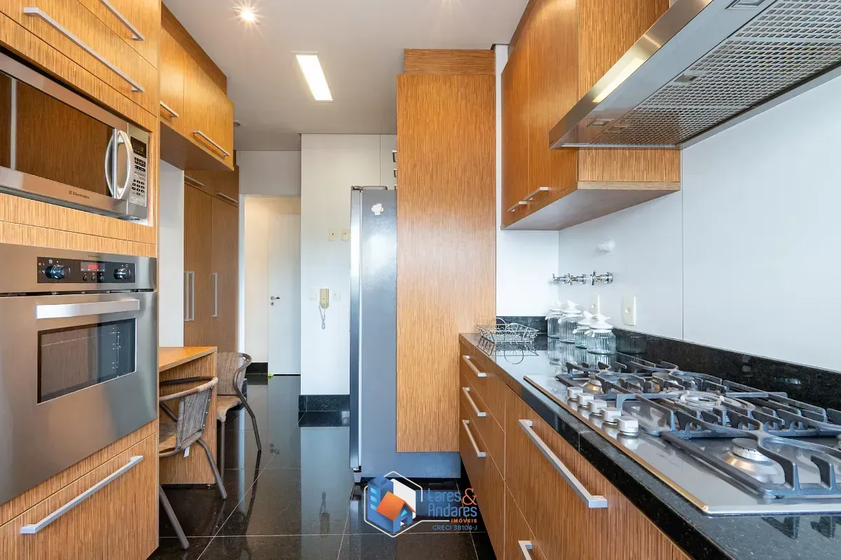 Imagem Apartamento para venda em Vila Nova Conceição com 3 quartos, sendo 3 suítes, 180m²