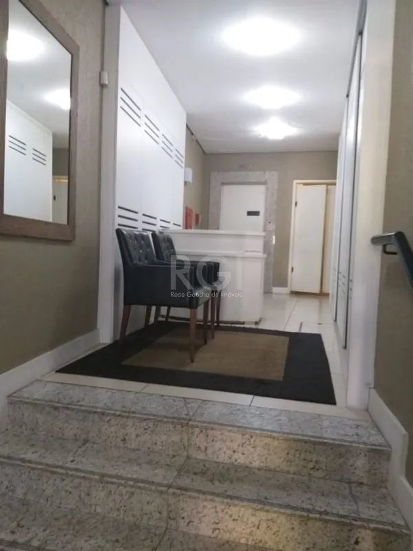 Imagem MÁFFER IMÓVEIS ALUGA Sala Comercial na Av. Cristóvão Colombo - Próxima à Félix da Cunha- 32.71m²