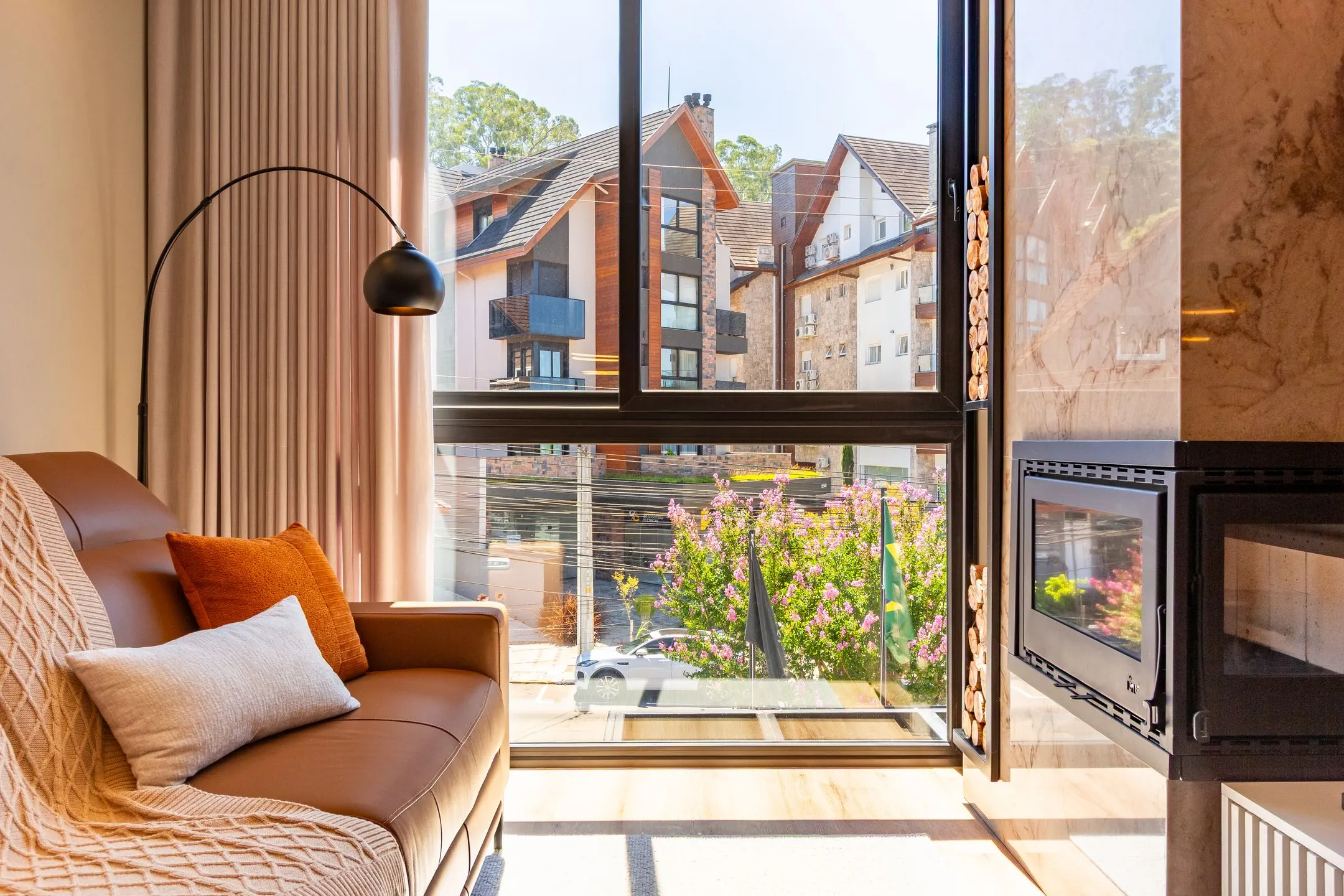 Imagem Apartamento à venda em Gramado, Centro, com 2 quartos, 78.49m2
