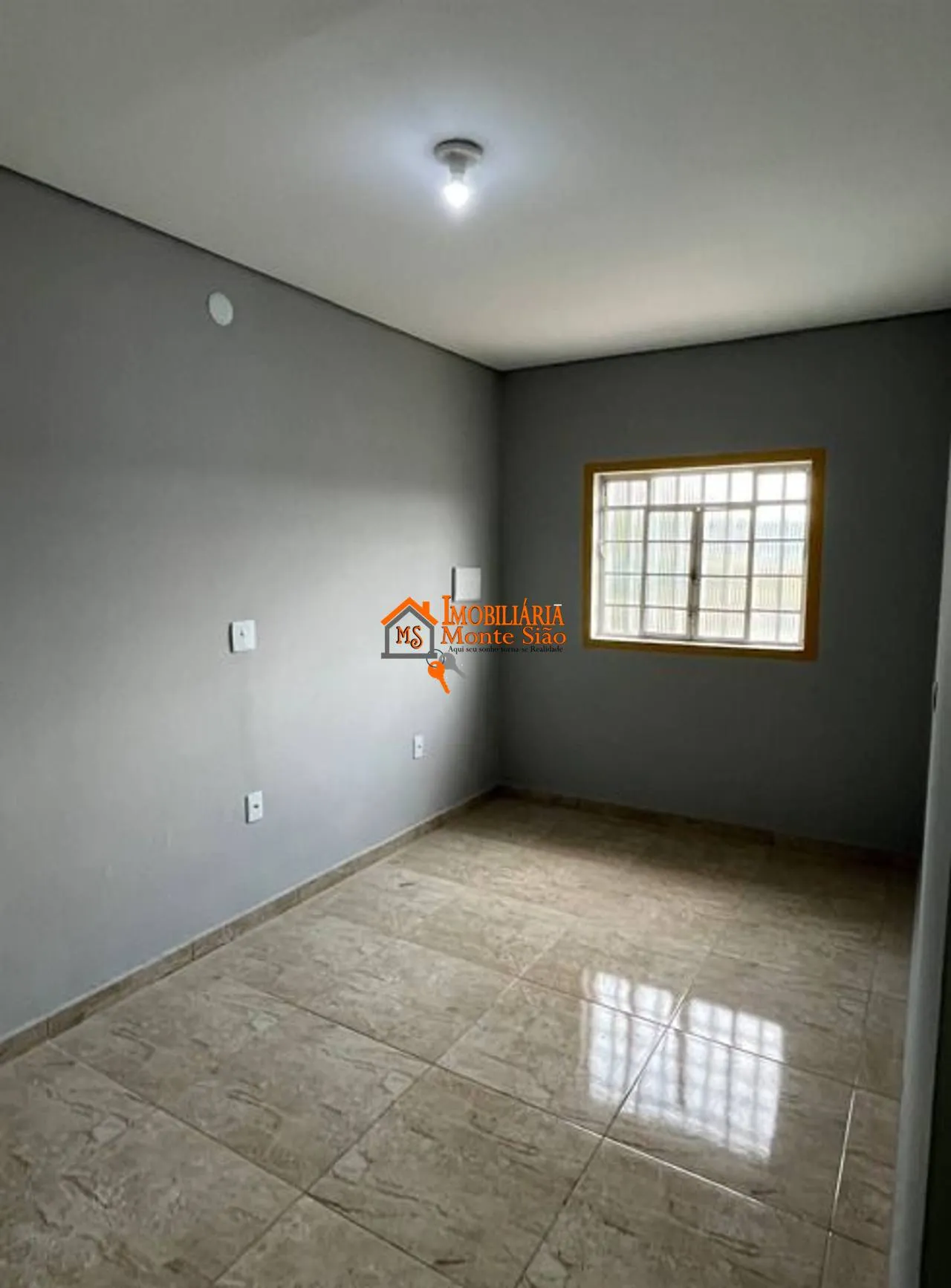 Imagem Casa com 2 dormitórios para alugar, 120 m² por R$ 1.936/mês - Vila Carmela I - Guarulhos/SP