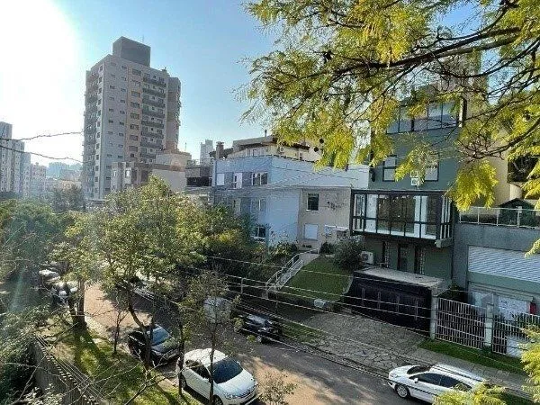 Imagem Bela cobertura 2 quartos com suíte e vaga coberta, sacada e piscina - 123m² - Bairro Petrópolis