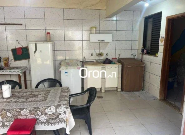 Imagem Sobrado à venda, 202 m² por R$ 850.000,00 - Setor Nova Suiça - Goiânia/GO