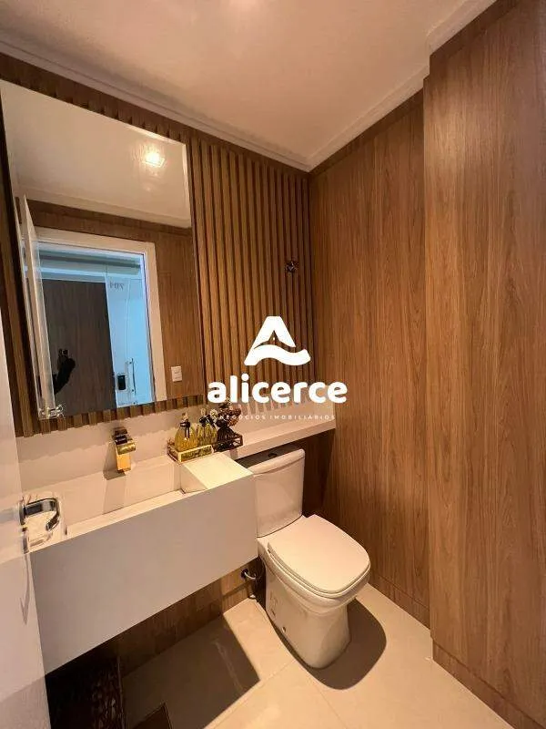 Imagem Cobertura à venda com 4 quartos 4 suítes, 221m² em Coqueiros Florianópolis