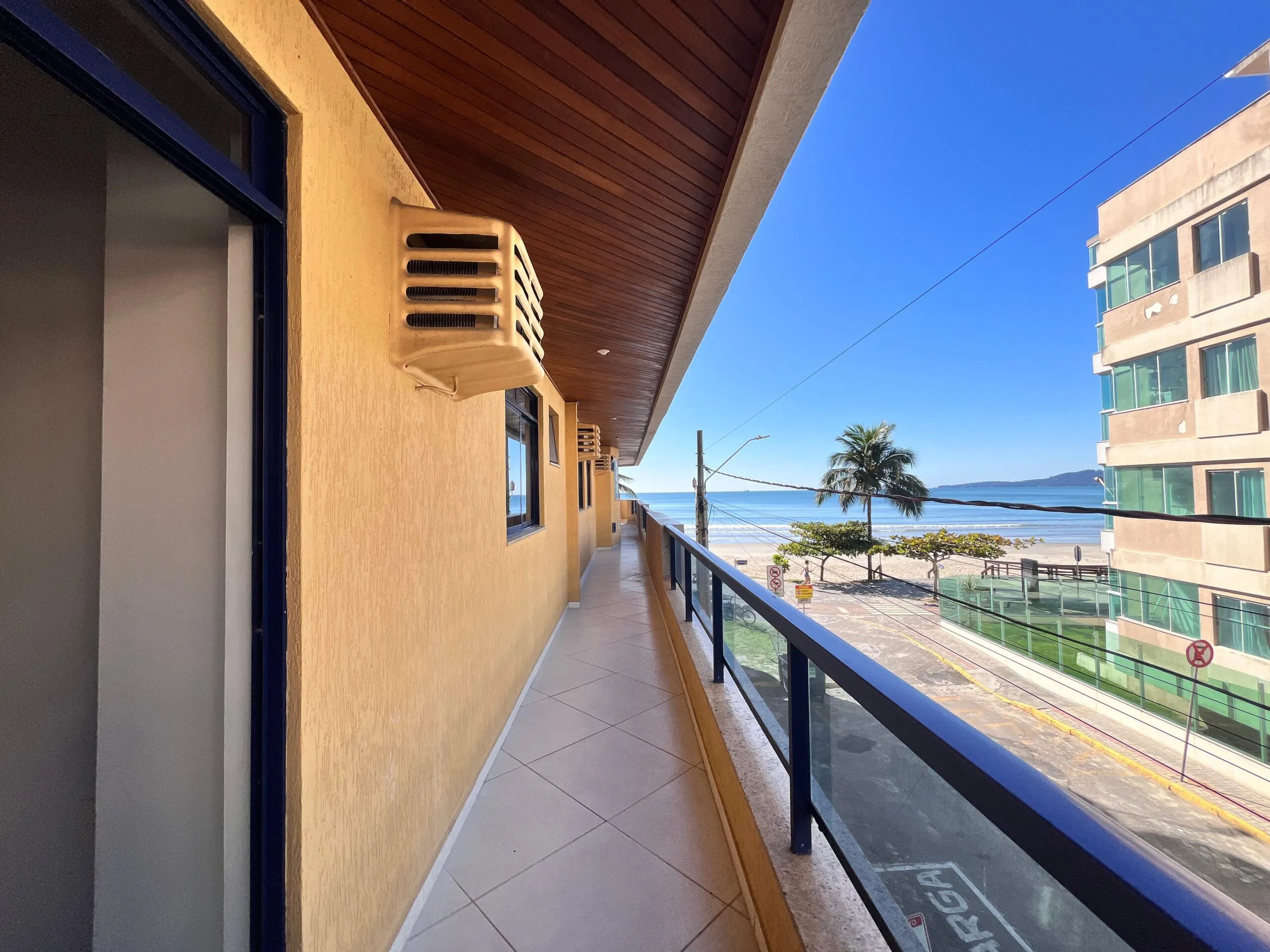 Imagem Apartamento com vista para o mar à venda com 170m2 por R$ 4.000.000,00