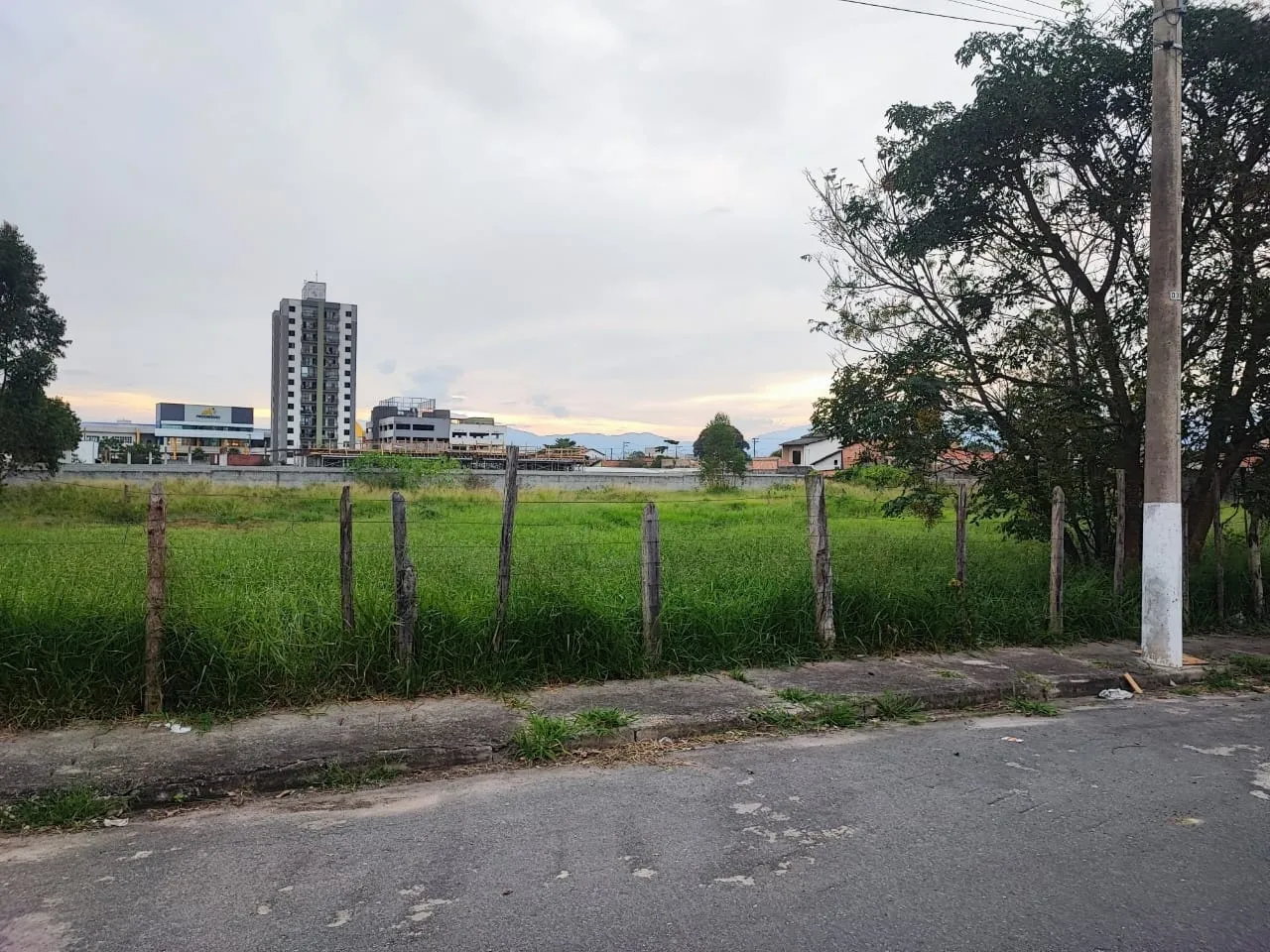 Imagem Terreno à venda 300M², Alto do Cardoso, Pindamonhangaba - SP
