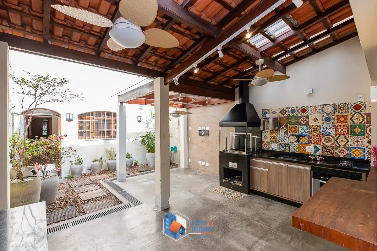 Imagem Casa para venda em Jardim Aeroporto com 2 quartos, sendo 2 suítes, 136m²