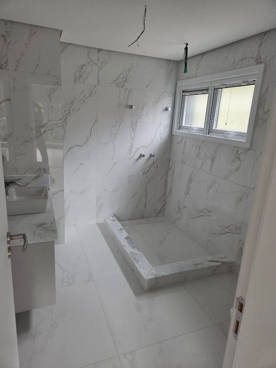 Imagem Casa de condomínio à venda em Gramado, Aspen Mountain, com 4 quartos, 586m2