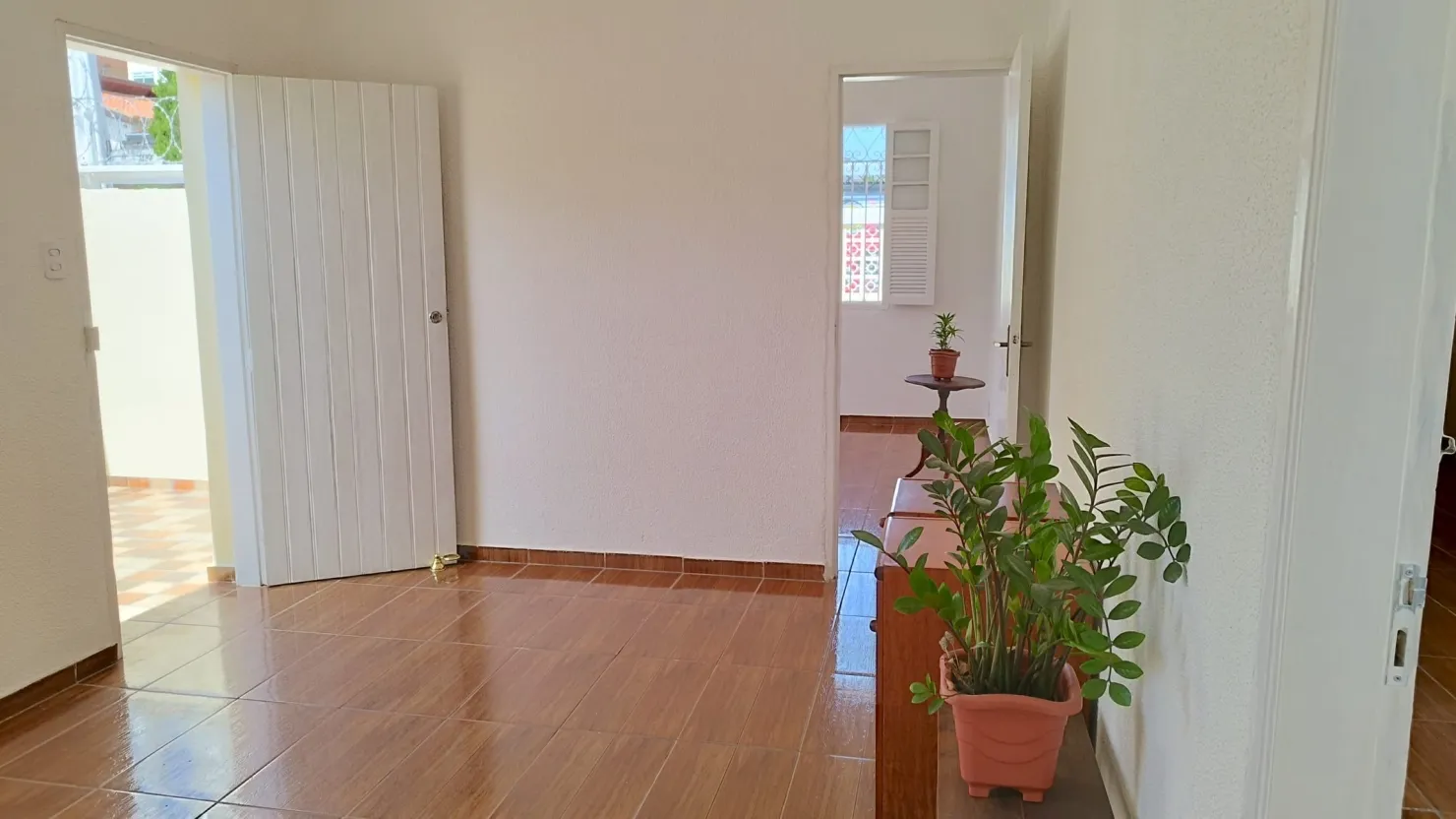 Imagem Comercial à venda 2 Vagas, 250M², Centro, Taubaté - SP