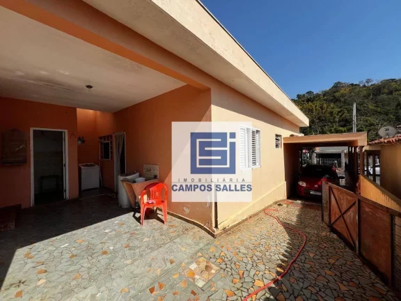 Imagem Casa com 2 dormitórios à venda, 145 m² por R$ 450.000,00 - Centro - Socorro/SP
