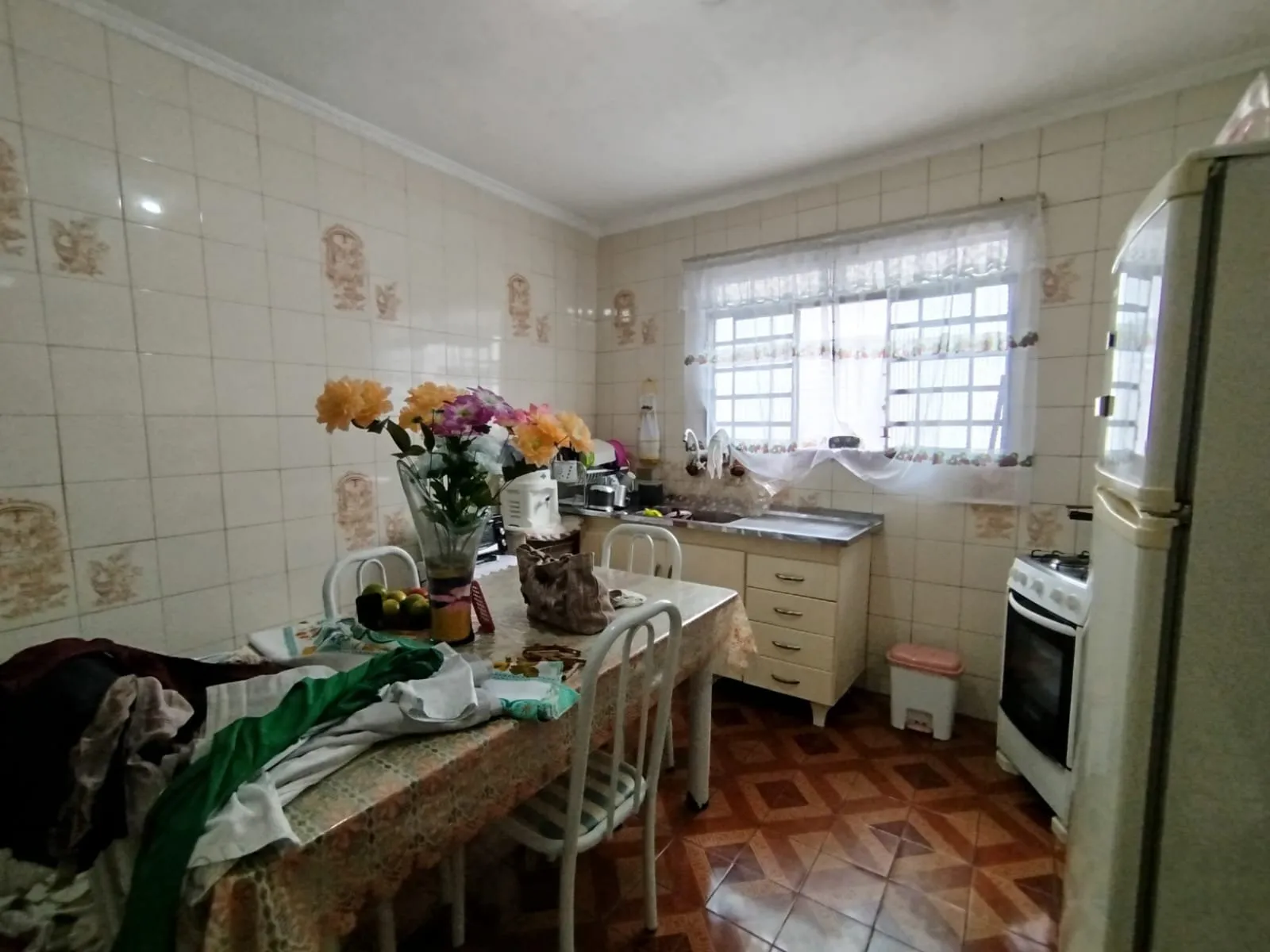 Imagem Oportunidade de Investimento - Casa ou Terreno à Venda | 350 m² | Próximo à Av. Maria Luiza Americano