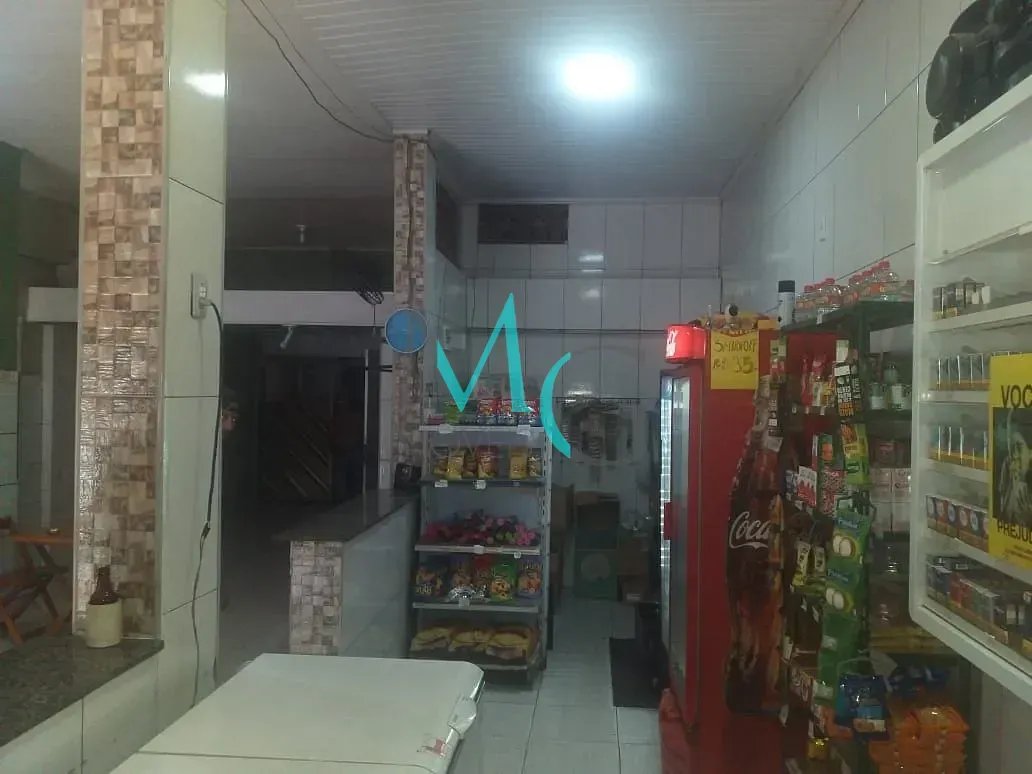 Imagem Imóvel Comercial de 250 m² com Estrutura Comercial e Residencial em cosmos