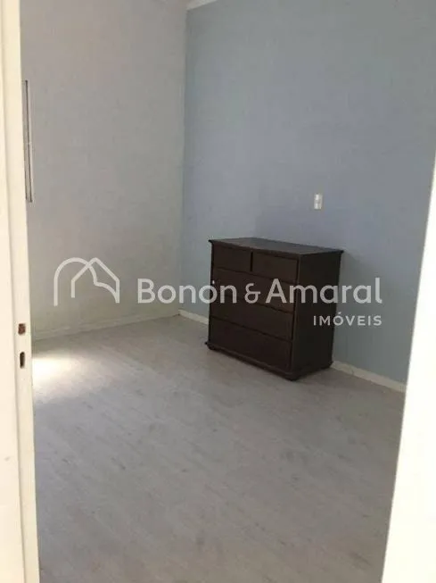 Imagem Sobrado com 3 Quartos e 4 banheiros à Venda, 239 m² por R$ 560.000,00