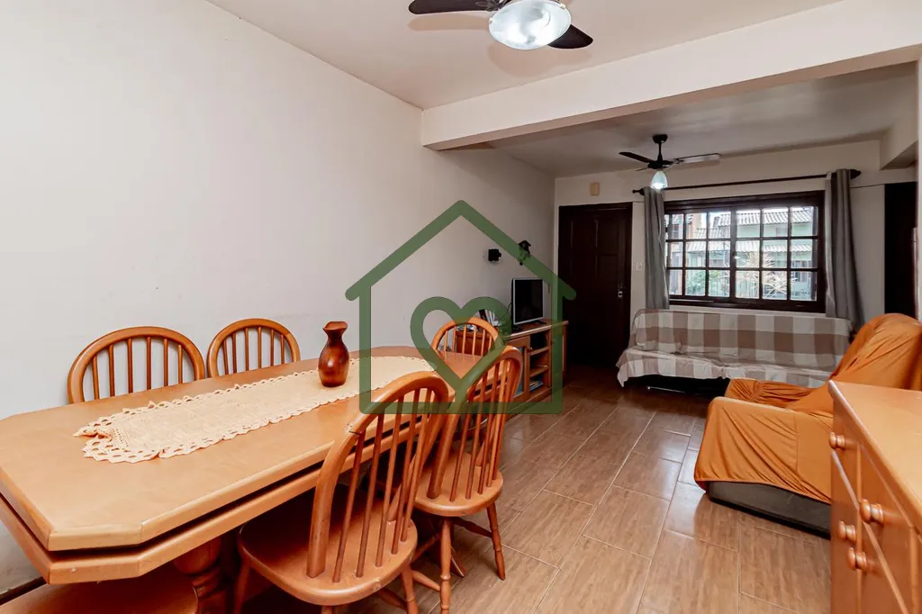 Gostaria de apresentar uma excelente oportunidade imobiliária no bairro Hípica. Trata-se de um bel...