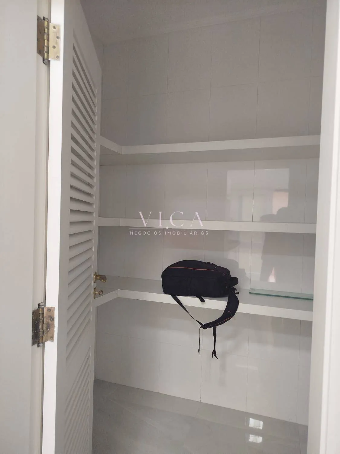 Imagem Casa para venda com 4 dormitórios, 450m2 - por R$ 3.900.000 - Alphaville