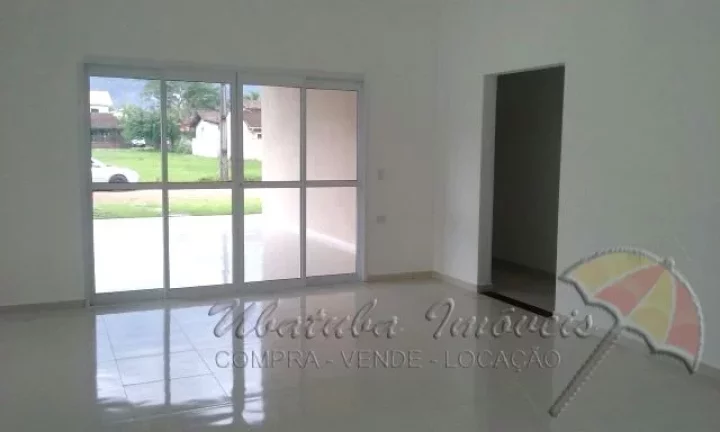 Imagem Linda casa com 03 dormitórios - Cond. Fechado - Bairro Horto