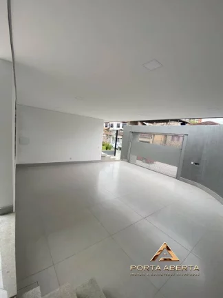 Imagem Casa 3 Quartos, sendo 1 suite (unica no lote) Bom Retiro - COD 966
