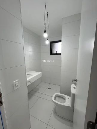 Imagem Apartamento à venda em Pinheiros com 3 suítes, 3 banheiros, 2 vagas.