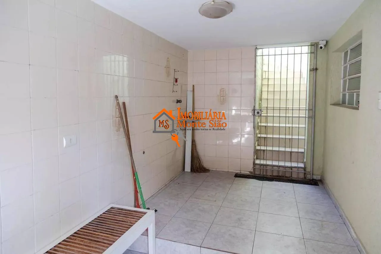 Imagem Casa com 3 dormitórios à venda, 180 m² por R$ 1.200.000,00 - Centro - Guarulhos/SP