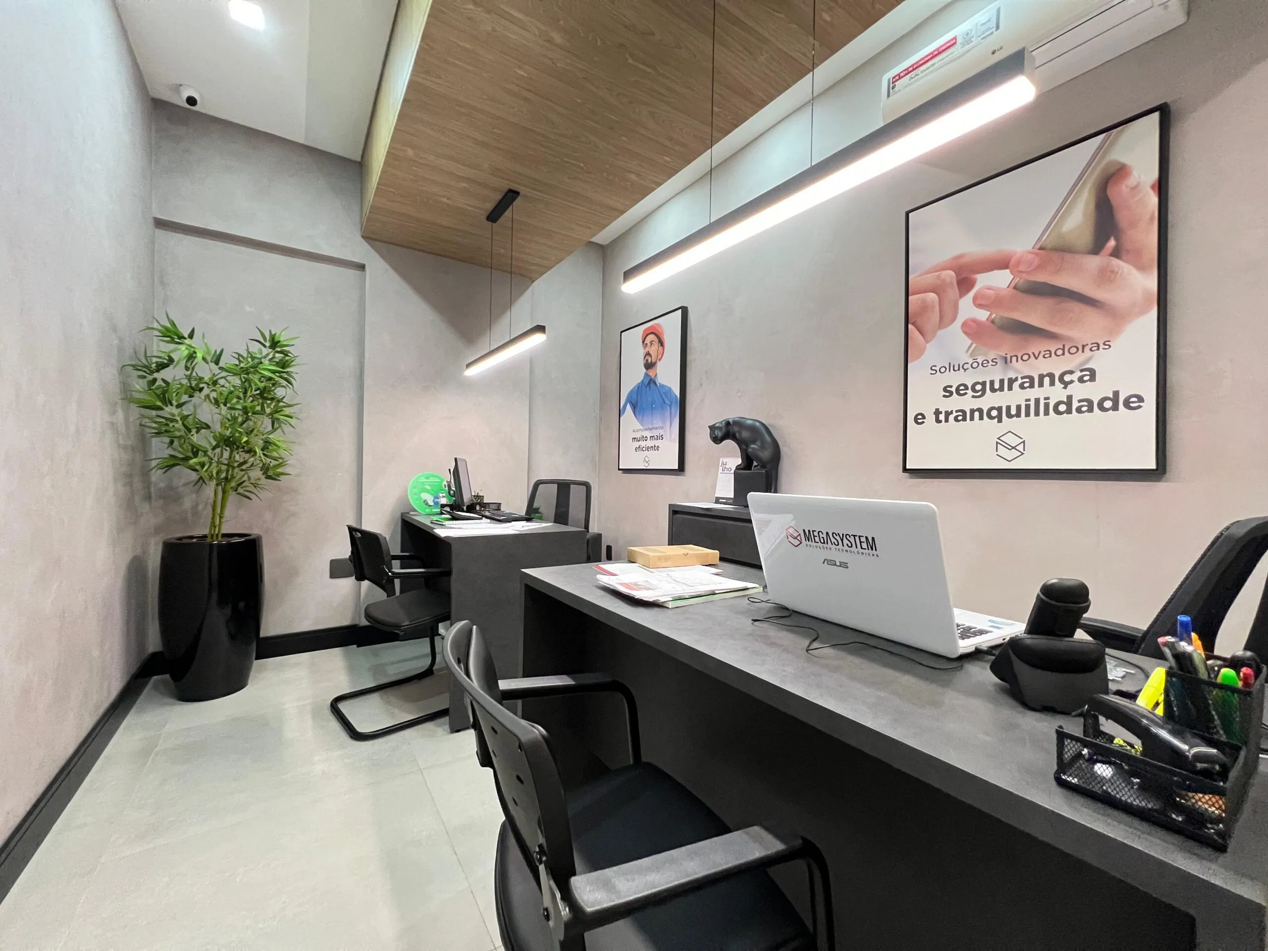 Imagem Sala Comercial à venda com 100m2 por R$ 1.900.000,00