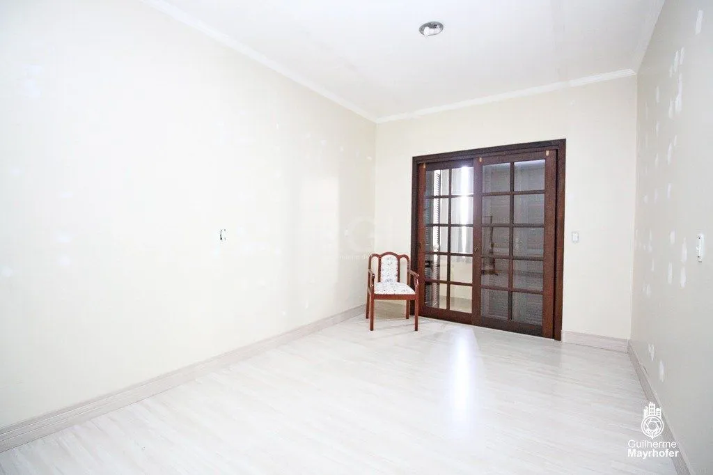 Imagem Casa para Venda - 246m², 3 dormitórios, sendo 2 suites, 3 vagas - Vila Ipiranga