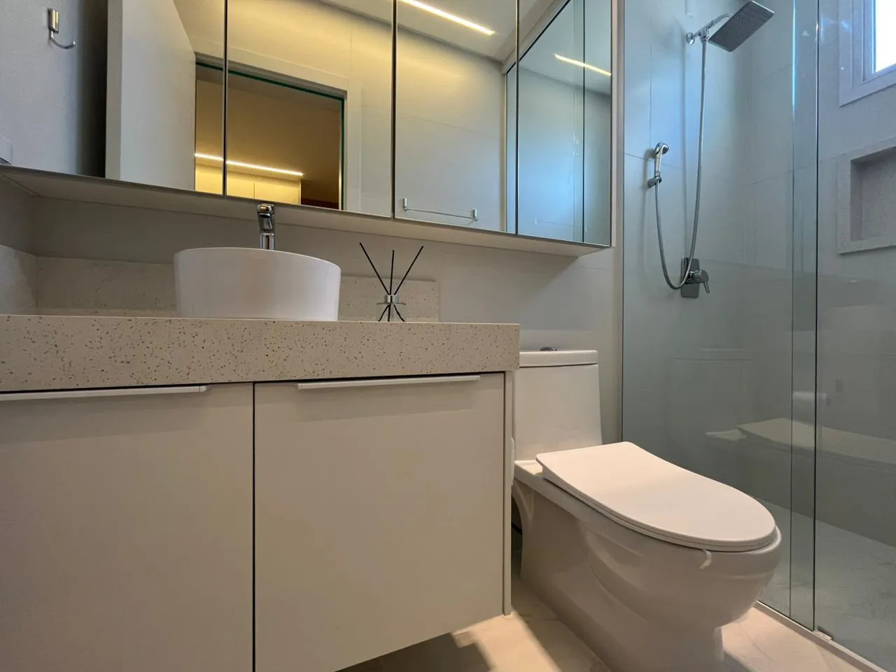 Imagem Apartamento com vista para o mar à venda com 87m2 por R$ 1.590.000,00