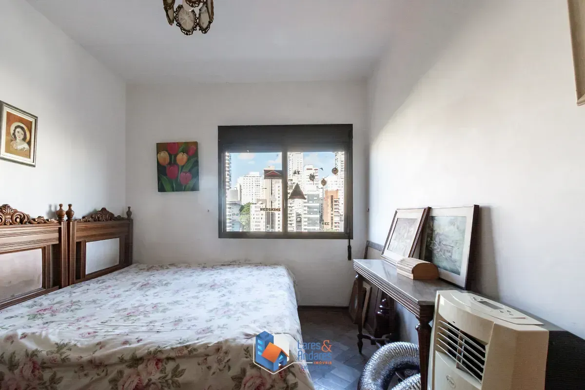 Imagem Apartamento para venda em Pacaembu com 4 quartos, sendo 2 suítes, 274m²