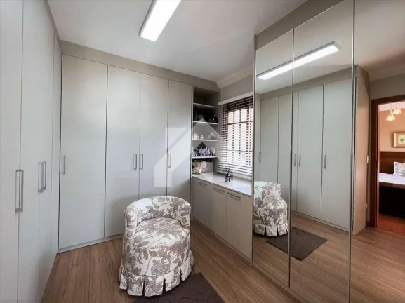 Imagem Casa de Condomínio em Jardim Passárgada I - Cotia