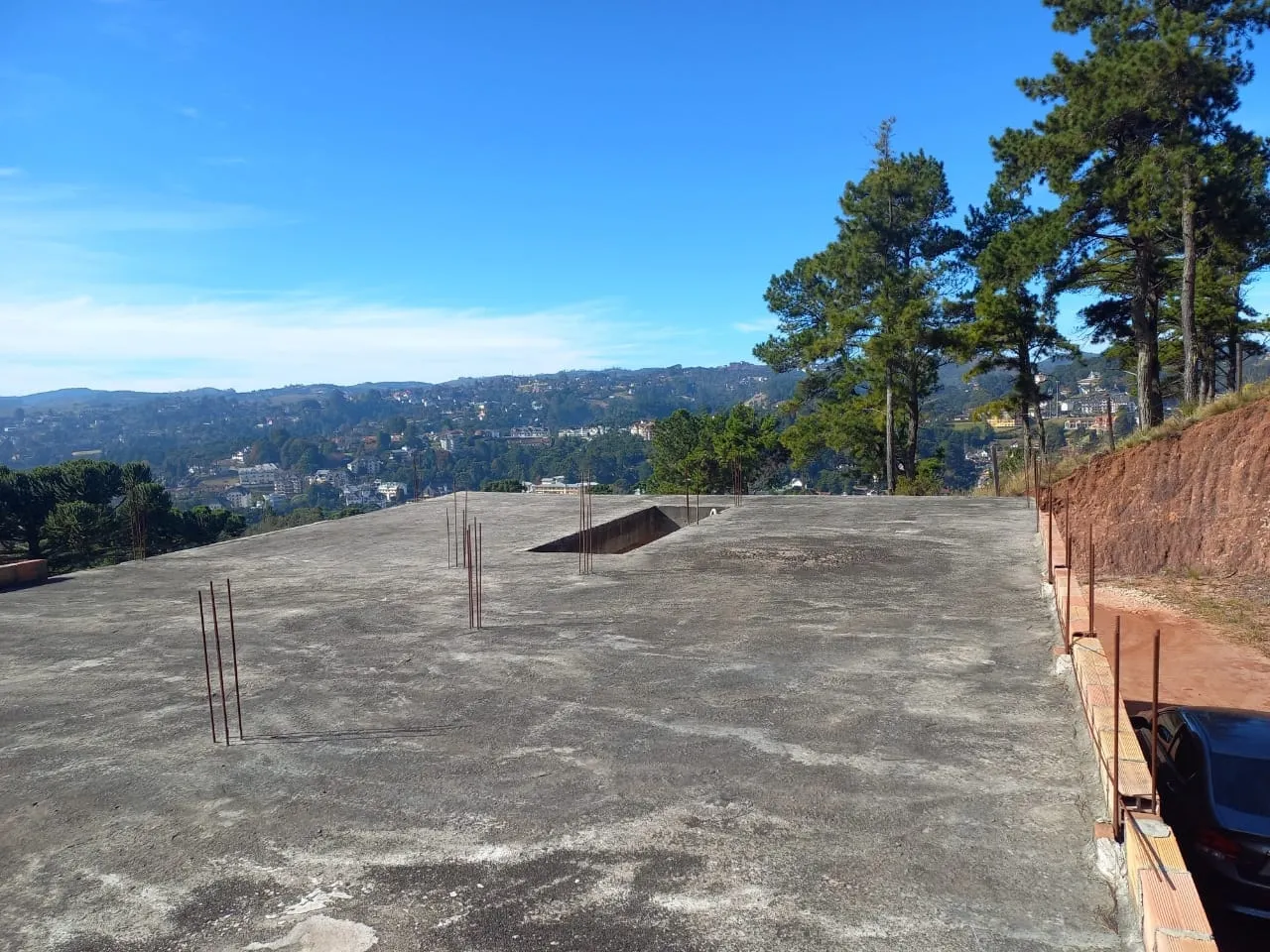 Imagem Comercial à venda 10 Suites, 1305M², Alameda Correntinos, Campos do Jordão - SP