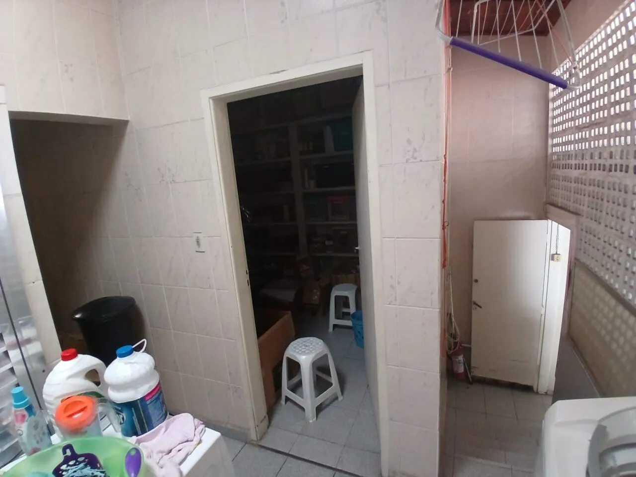 Imagem Sobrado de Esquina em Perdizes com Potencial Comercial e Residencial.