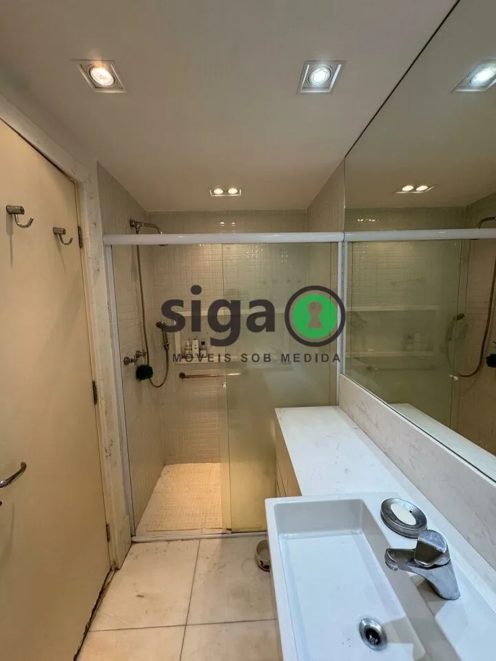 Imagem Apartamento de 170m² com 4 quartos - 3 vagas - Moema - São Paulo/SP
