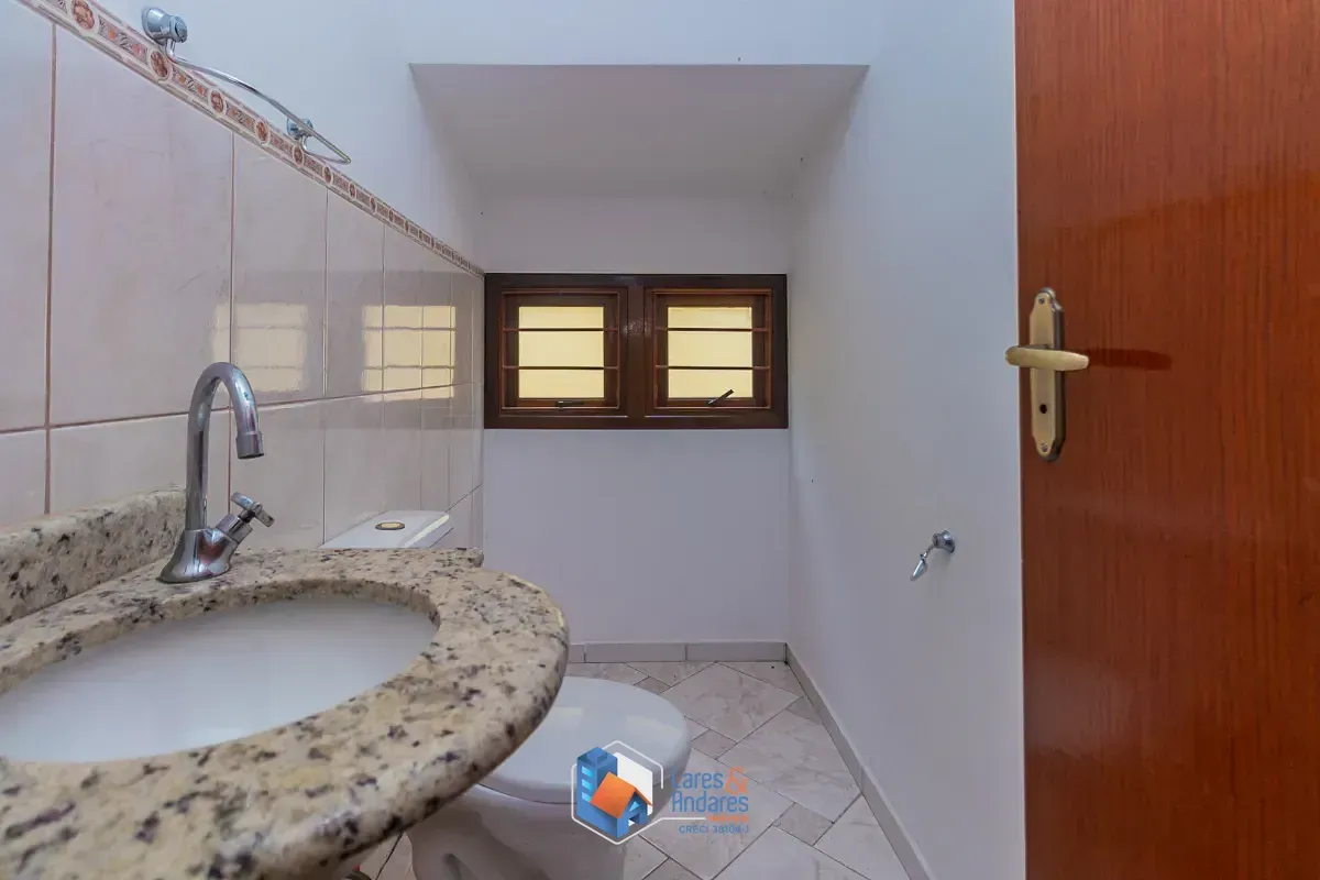 Imagem Sobrado para venda em Jardim Santa Cruz (Campo Grande) com 4 quartos, sendo 1 suíte, 151m²