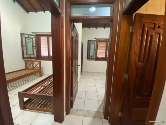 Imagem Casa Condomínio fechado com piscina - Bairro Horto