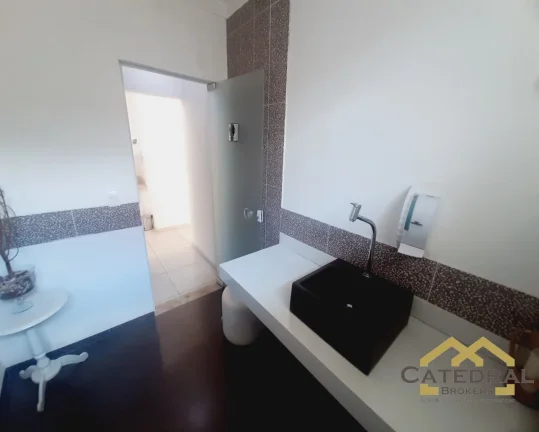 Imagem Casa comercial térrea à Venda para fins comerciais no Jardim Cica em Jundiaí/SP