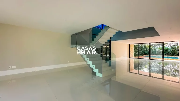 Imagem Magnífico Triplex Novíssimo no Condomínio Del Lago: Luxo, Conforto e Sofisticação em 860m²