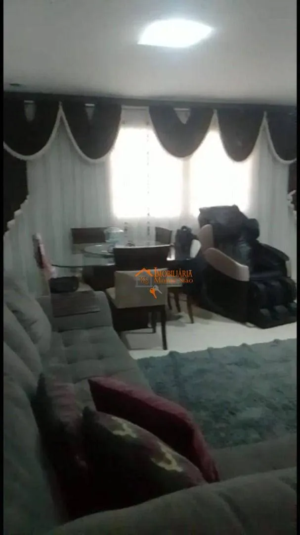 Foto do imóvel Sobrado com 4 dormitórios à venda, 218 m² por R$ 800.000,00 - Vila Galvão - Guarulhos/SP