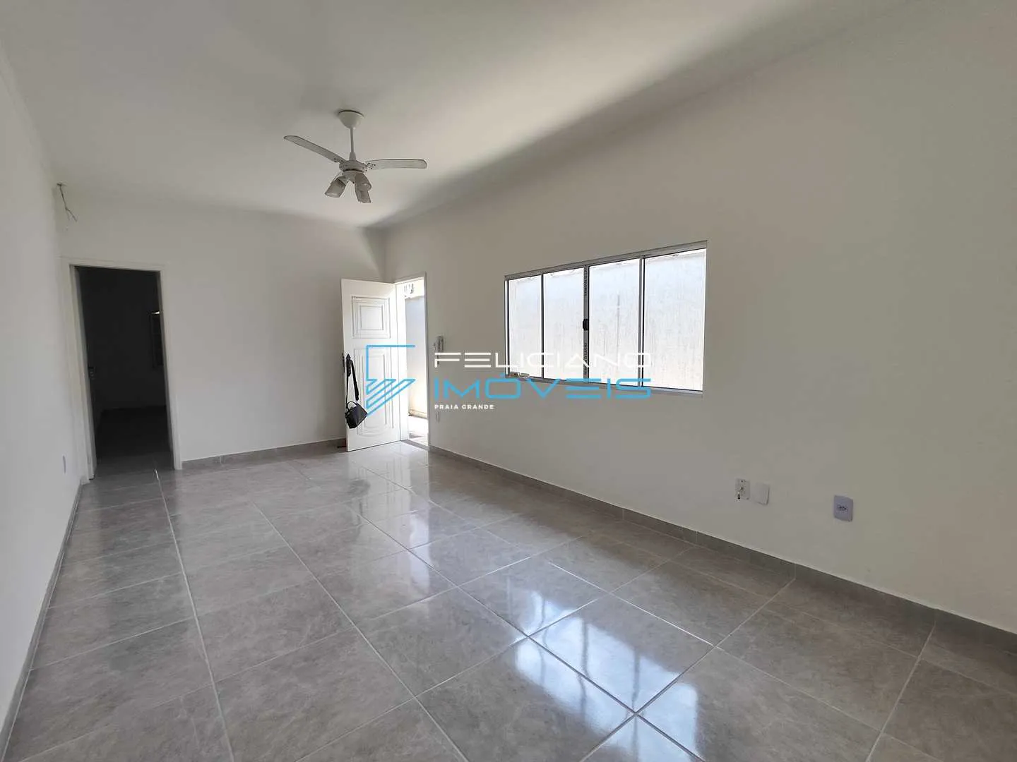 Imagem Casa com 3 quartos, Guilhermina, Praia Grande - R$ 749 mil, Cod: 4821