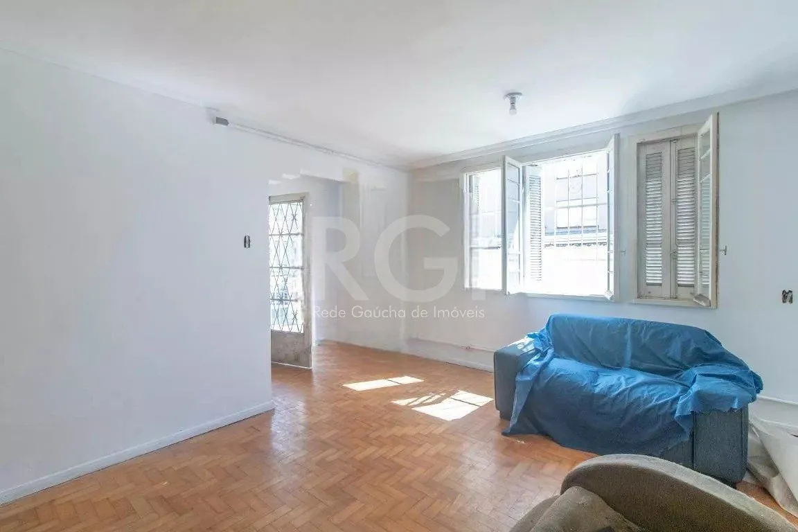 Imagem Vende casa 03 dormitórios, 275,22 m², bairro Azenha/Porto Alegre