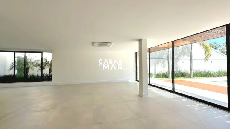 Imagem Luxuosa mansão na Barra da Tijúca, Rio de Janeiro - RJ: 6 suítes, 3 salas, 10 banheiros, 5 vagas de garagem, 1.020m².