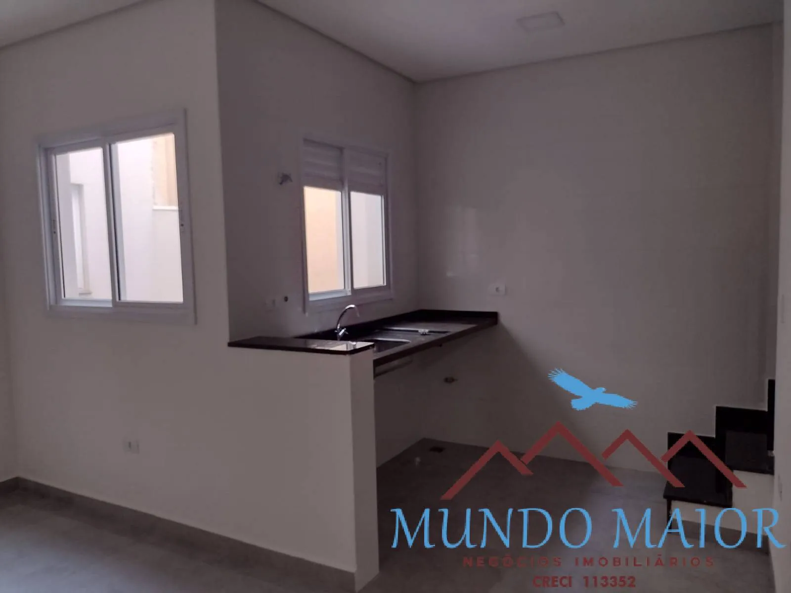 Imagem Cobertura com 2 Quartos e 3 banheiros à Venda, 100 m² por R$ 530.000