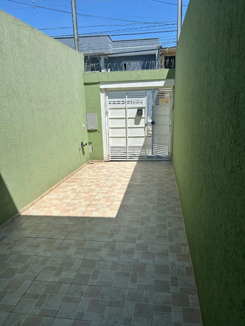 Foto do imóvel Sobrado Frontal para Locação na Cidade Líder - Excelente Custo-Benefício